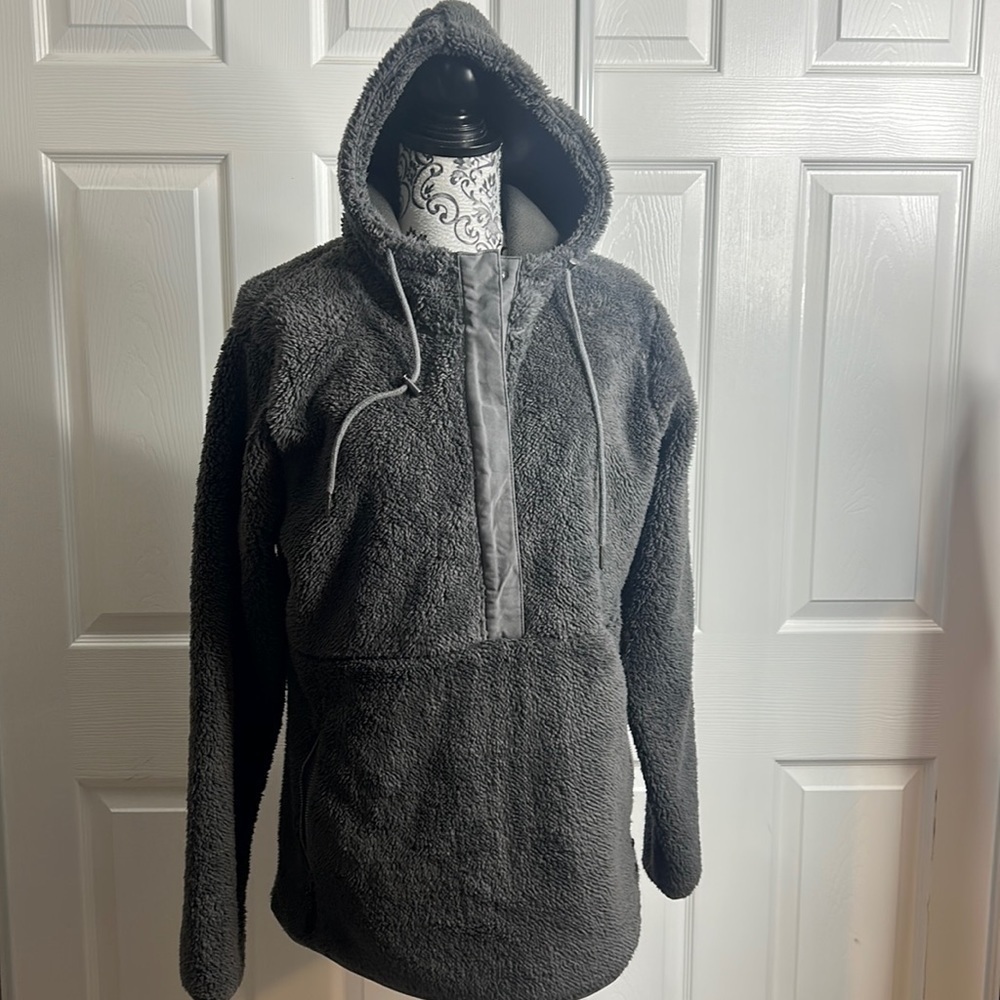 Ascend Gray Fluffy Soft Warm Hoodie L Comfy